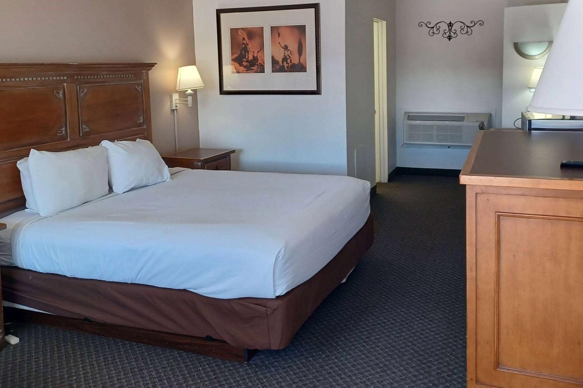 Howard Johnson By Wyndham Springerville ภายนอก รูปภาพ