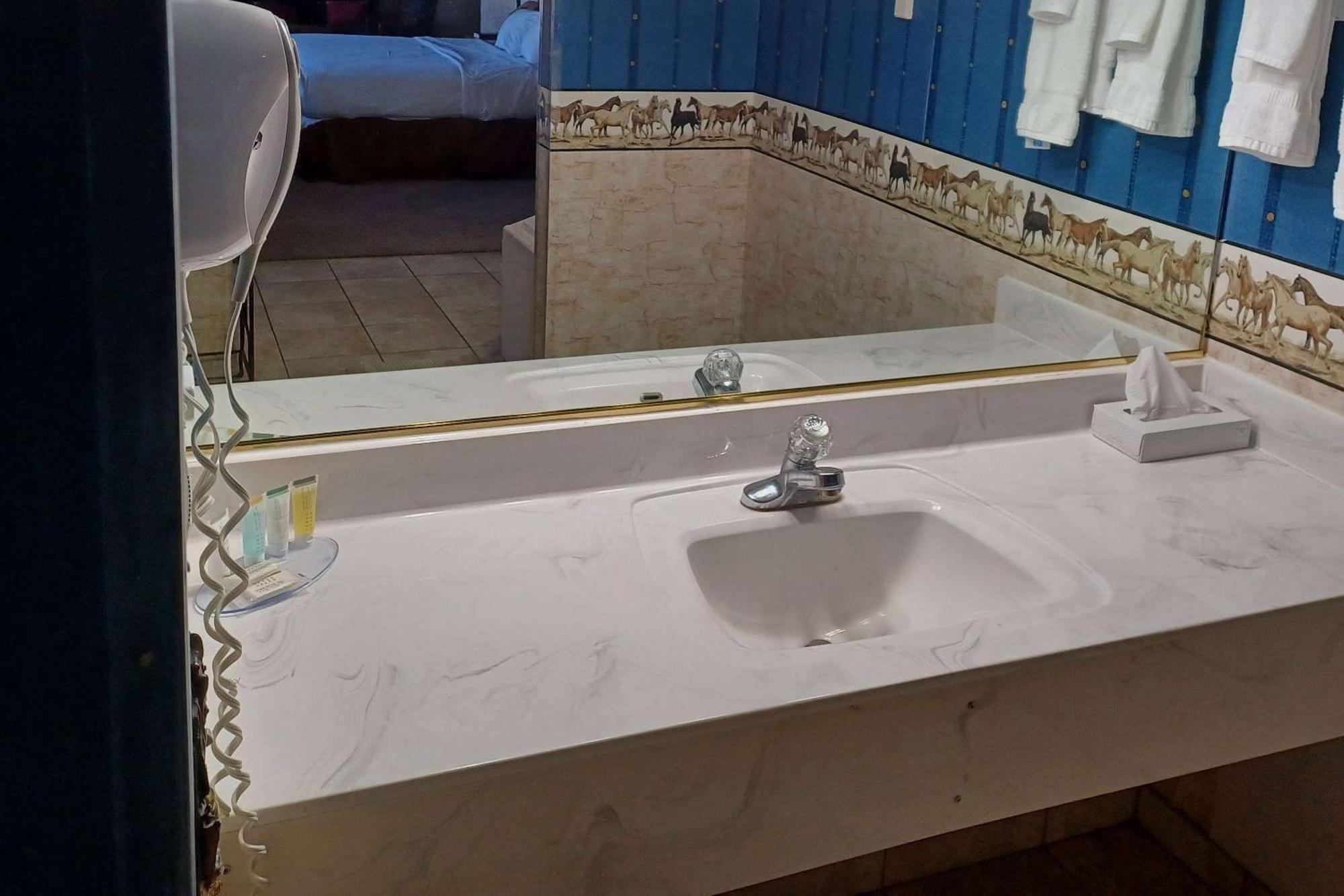 Howard Johnson By Wyndham Springerville ภายนอก รูปภาพ